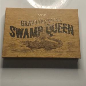 Graveyard girl tarte eyeshadow palette